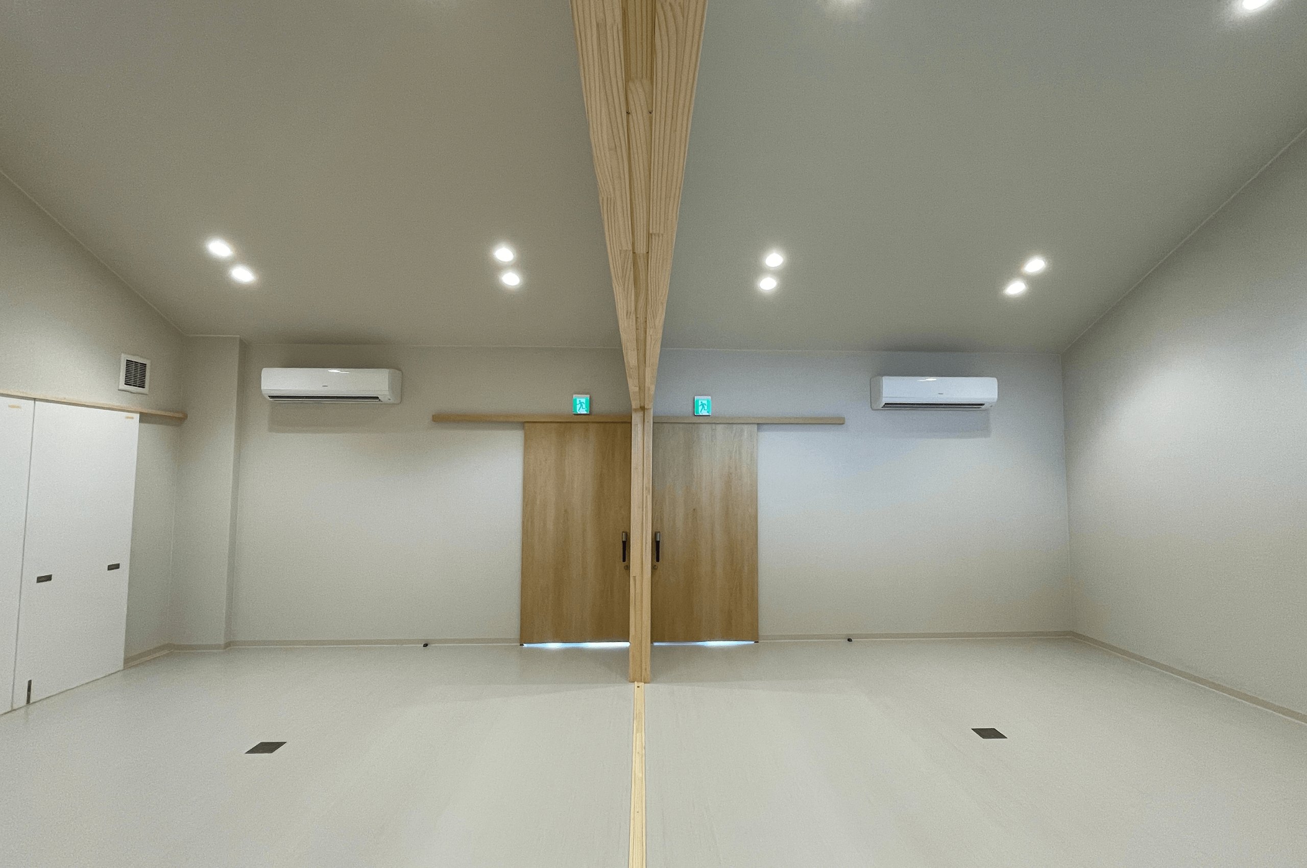 スタジオ・シャワー室 | COSMOS（熊本県フットボールセンター）