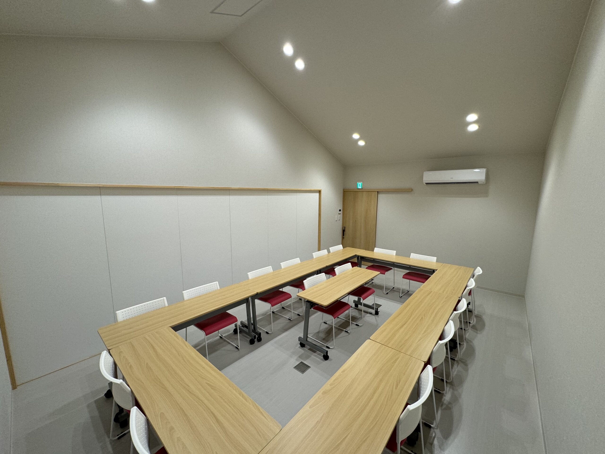 スタジオ・シャワー室 | COSMOS（熊本県フットボールセンター）